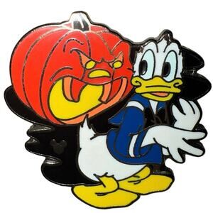 Donald Duck Hidden Mickey Cast Lanyard Disney pin Pumpkin Halloween Rare